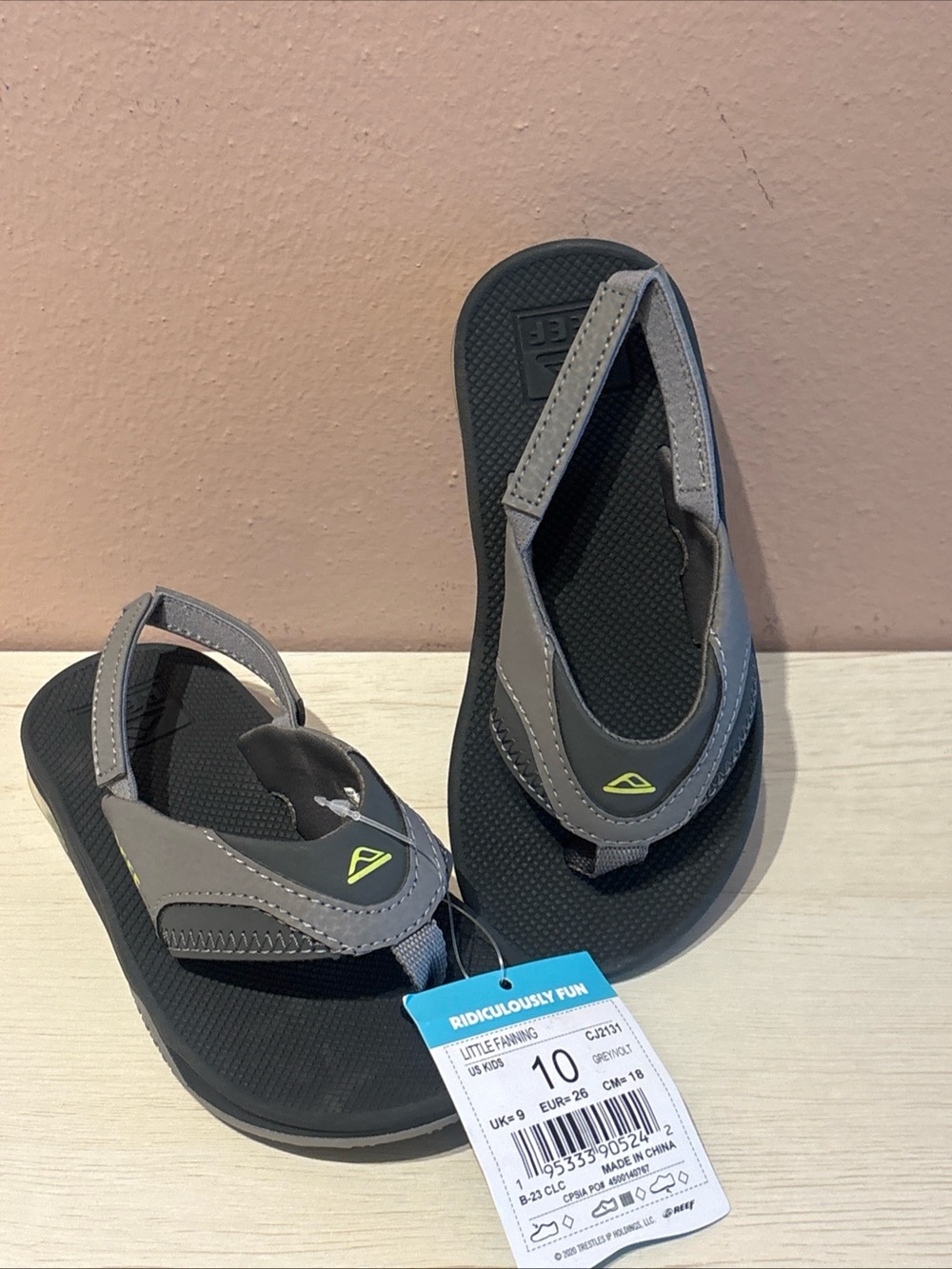 Reef Kids Little Fanning Sandals Sz 10 Toddler  Grey Volt NEW
